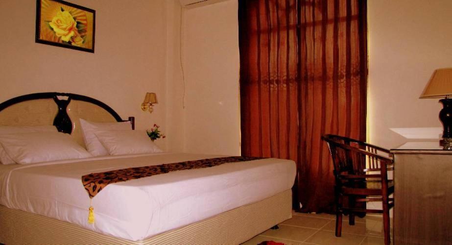 Hotel Mitra Garden Pangkal Pinang Zimmer foto