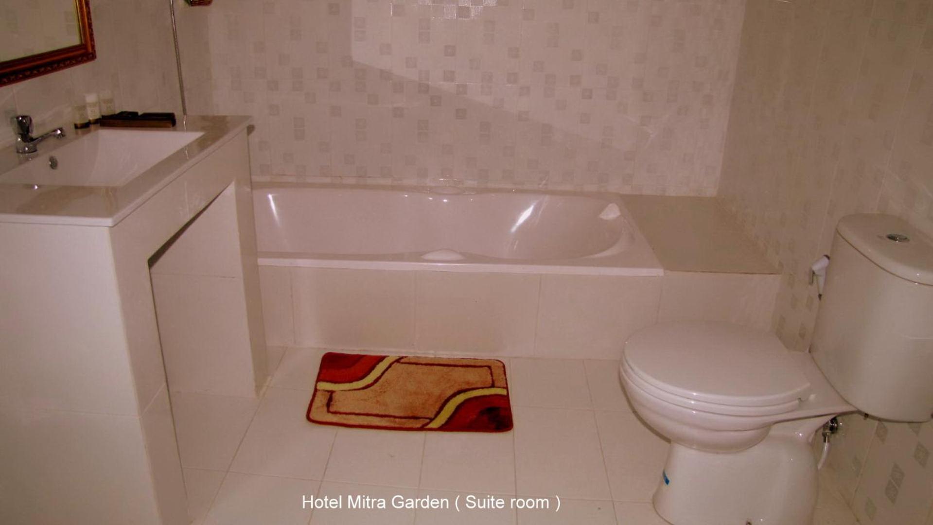 Hotel Mitra Garden Pangkal Pinang Exterior foto