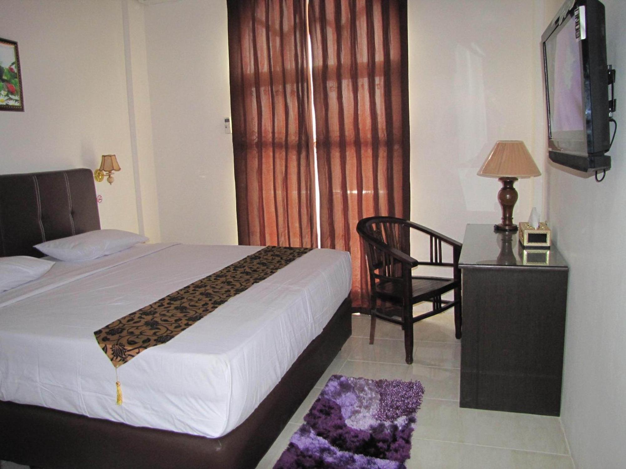 Hotel Mitra Garden Pangkal Pinang Exterior foto